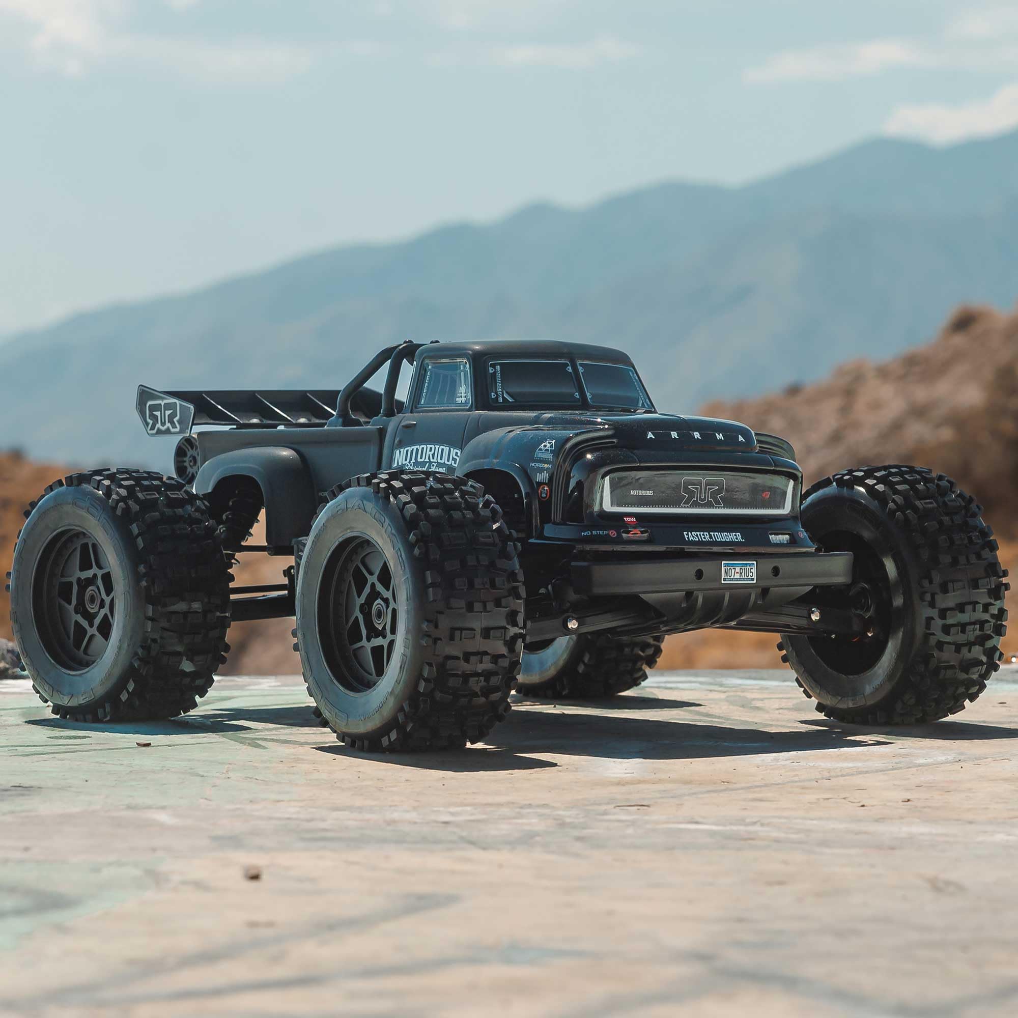 Amazon.com: ARRMA RC Truck 1/8 Notorious 4X4 6S BLX BRUSHLESS V6